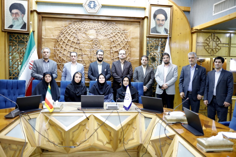 دیدار نوروزی مدیرعامل صندوق ضمانت صادرات ایران با کارکنان این مجموعه